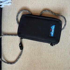 Kavu wallet with strap